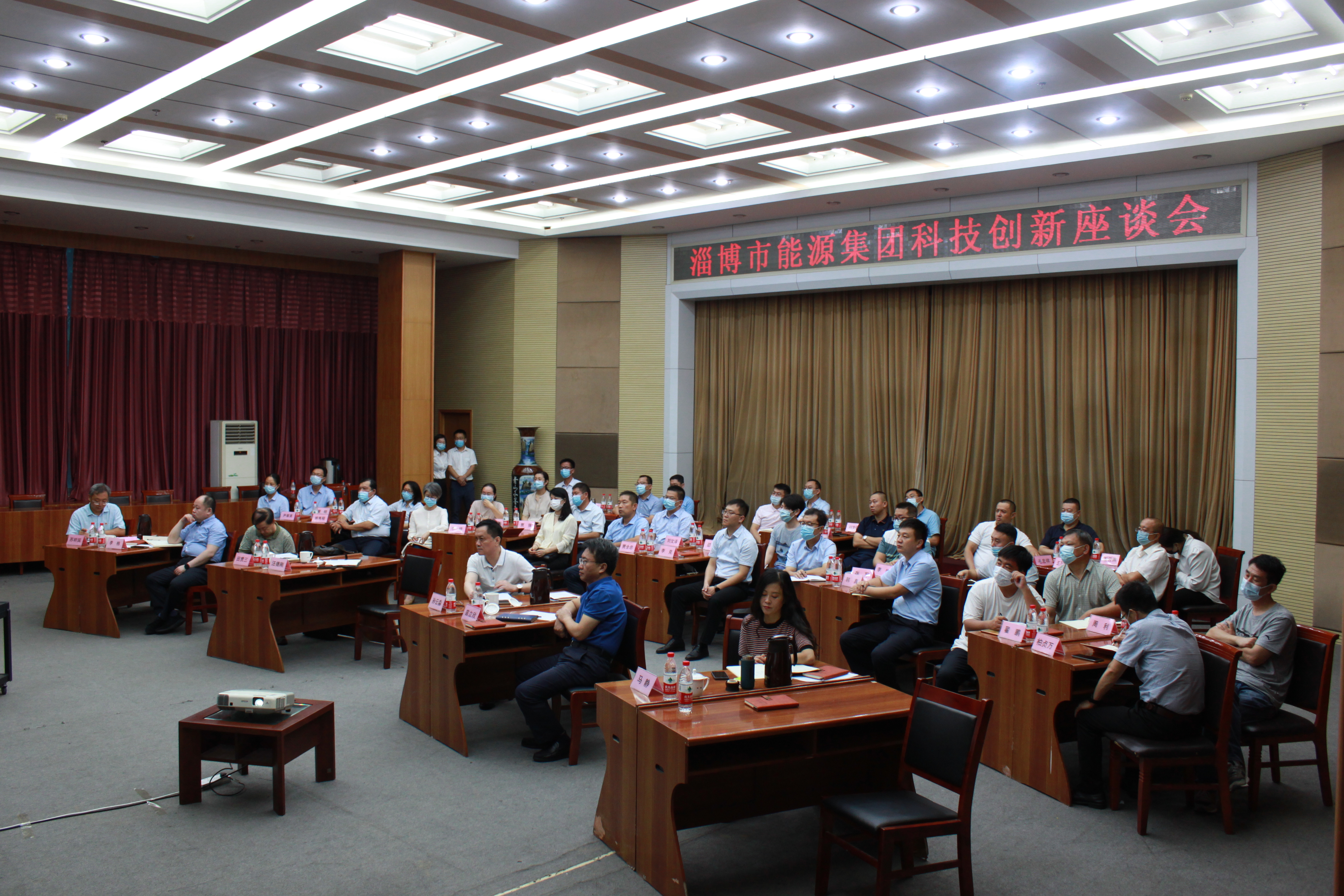 4-210R314121S64.JPG