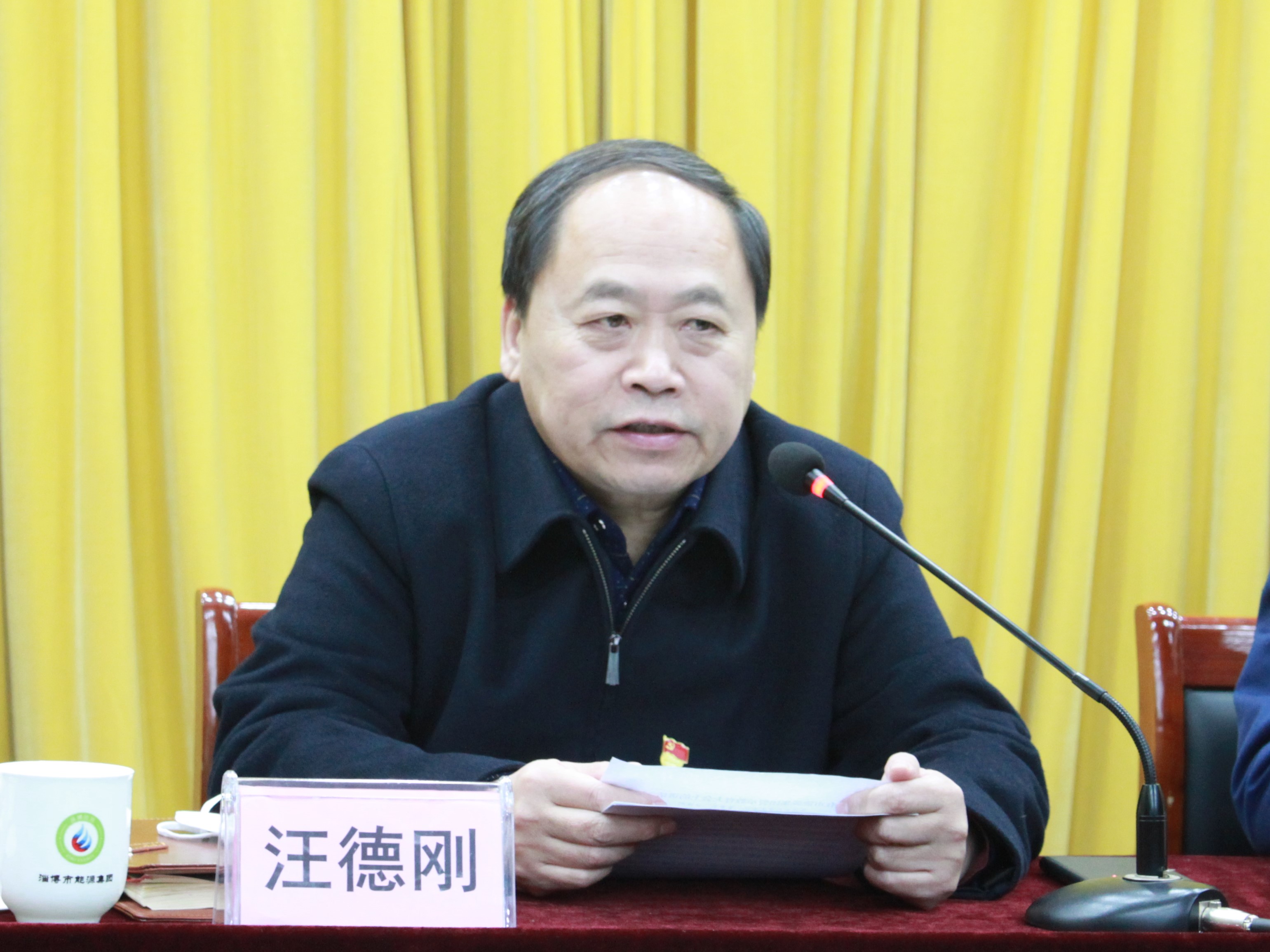 4-23020Q5292D55.jpg